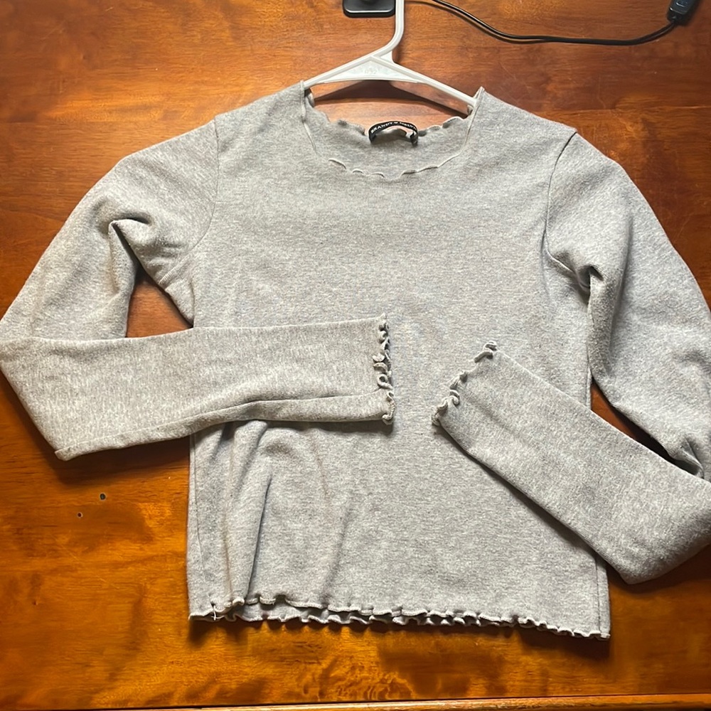 Super cute cropped top
